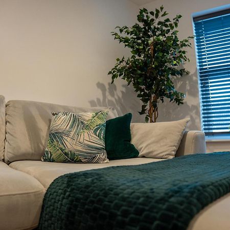 High End Apartment - Perfect For Contractors & Builders - Free Parking Ilkeston Zewnętrze zdjęcie